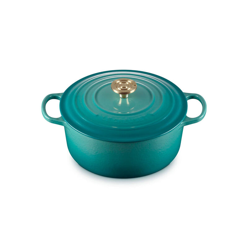 Le Creuset Signature Cast Iron Round Casserole 26cm image number 8